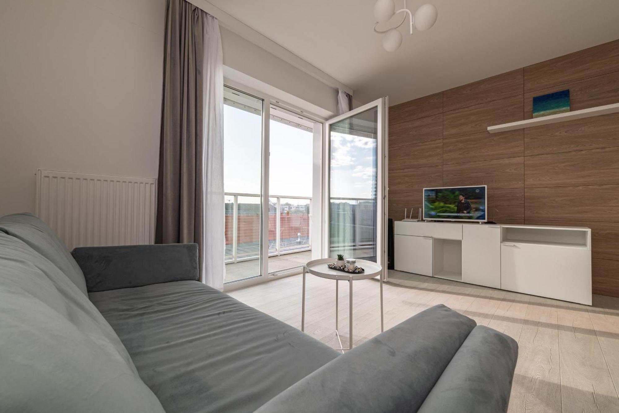 Apartment Witolda Riverside - Balcony, View - By Rentujemy Wroclaw